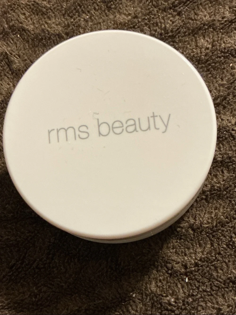 RMS Beauty white cover-up compact box - 66